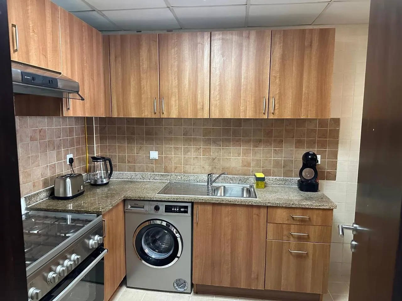 Hcca Homes Dubai 0*,